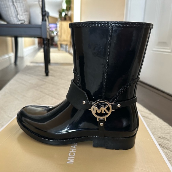 Michael Kor rain booties - Picture 7 of 12